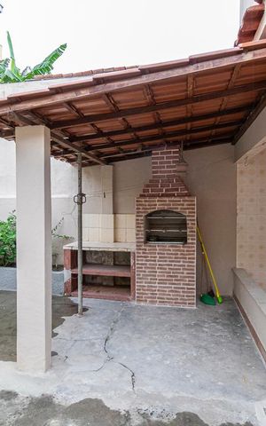 Casa à venda com 256m², 2 quartos e 2 vagas Casa à venda com 256m², 2 quartos e 2 vagasVaranda gourmet