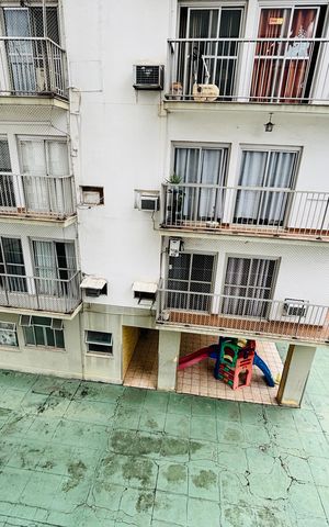 Apartamento à venda com 99m², 2 quartos e 1 vaga