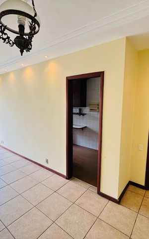 Apartamento à venda com 99m², 2 quartos e 1 vaga