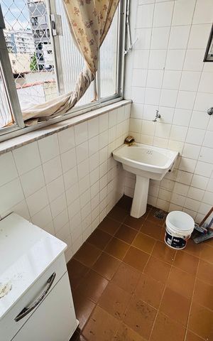Apartamento à venda com 99m², 2 quartos e 1 vaga