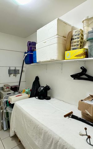 Apartamento à venda com 156m², 3 quartos e 2 vagas Apartamento à venda com 156m², 3 quartos e 2 vagasÁrea de Serviço