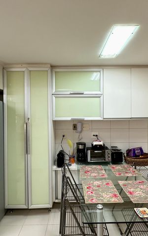 Apartamento à venda com 156m², 3 quartos e 2 vagas Apartamento à venda com 156m², 3 quartos e 2 vagasCozinha