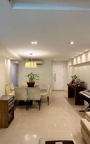 Apartamento à venda com 156m², 3 quartos e 2 vagas Apartamento à venda com 156m², 3 quartos e 2 vagasSala