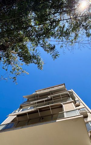 Apartamento à venda com 161m², 4 quartos e 2 vagasFachada