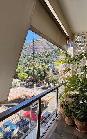 Apartamento à venda com 161m², 4 quartos e 2 vagasQuarto 1 - varanda