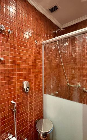 Apartamento à venda com 161m², 4 quartos e 2 vagasBanheiro da Suíte 2