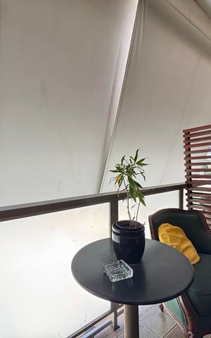 Apartamento à venda com 161m², 4 quartos e 2 vagasQuarto 2 - varanda