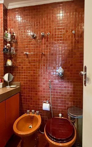Apartamento à venda com 161m², 4 quartos e 2 vagasBanheiro da Suíte 2