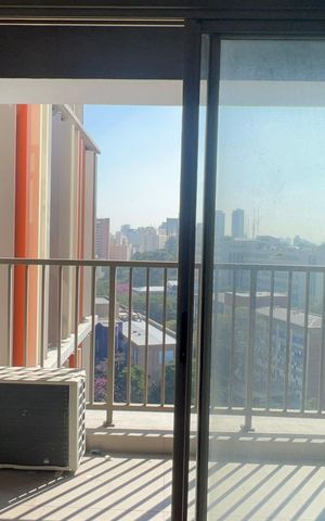 Studio à venda com 28m², 1 quarto e sem vaga Studio à venda com 28m², 1 quarto e sem vagaVaranda do Studio