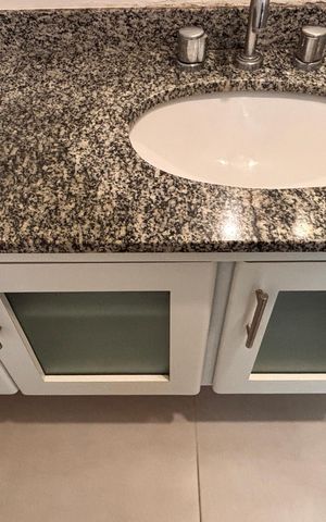 Apartamento à venda com 45m², 1 quarto e 1 vagaBanheiro da Suíte
