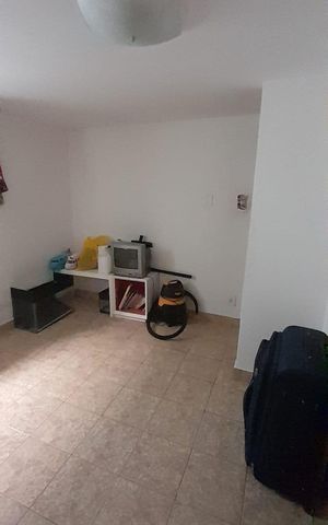 Casa à venda com 146m², 3 quartos e 2 vagas Casa à venda com 146m², 3 quartos e 2 vagasQuarto