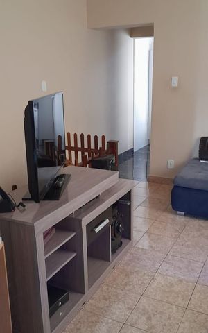 Casa à venda com 146m², 3 quartos e 2 vagas Casa à venda com 146m², 3 quartos e 2 vagasSala