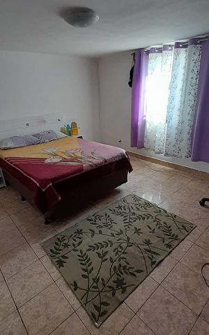 Casa à venda com 146m², 3 quartos e 2 vagas Casa à venda com 146m², 3 quartos e 2 vagasQuarto