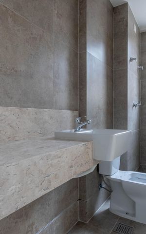 Apartamento à venda com 181m², 3 quartos e 2 vagasBanheiro do Quarto 1
