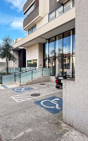 Studio para alugar com 25m², 1 quarto e sem vaga Studio para alugar com 25m², 1 quarto e sem vagaFachada