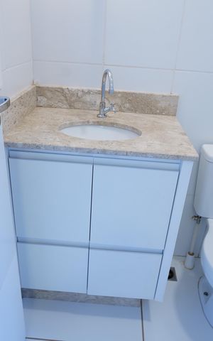 Casa de condomínio para alugar com 80m², 2 quartos e 2 vagasBanheiro da Suíte