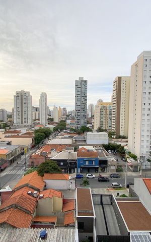 Apartamento à venda com 132m², 3 quartos e 2 vagas Apartamento à venda com 132m², 3 quartos e 2 vagasVista da Suíte 2