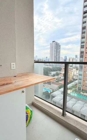 Studio para alugar com 33m², 1 quarto e 1 vaga Studio para alugar com 33m², 1 quarto e 1 vagaVaranda