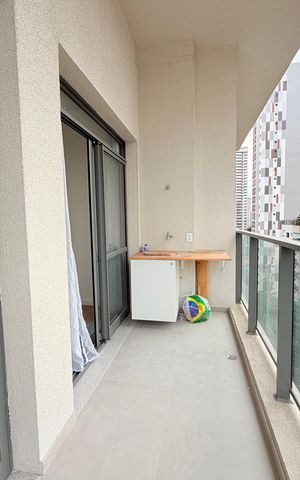Studio para alugar com 33m², 1 quarto e 1 vaga Studio para alugar com 33m², 1 quarto e 1 vagaVaranda