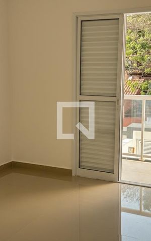 Casa à venda com 110m², 3 quartos e 2 vagas
