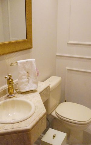 Apartamento para alugar com 140m², 2 quartos e 2 vagasLavabo