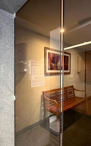 Apartamento à venda com 330m², 4 quartos e 3 vagas Apartamento à venda com 330m², 4 quartos e 3 vagasPlaquinha instalada