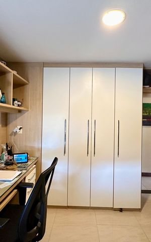 Apartamento à venda com 330m², 4 quartos e 3 vagas Apartamento à venda com 330m², 4 quartos e 3 vagasQuarto 3