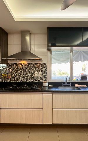Apartamento à venda com 330m², 4 quartos e 3 vagas Apartamento à venda com 330m², 4 quartos e 3 vagasCozinha