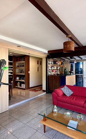 Apartamento à venda com 330m², 4 quartos e 3 vagas Apartamento à venda com 330m², 4 quartos e 3 vagasSala