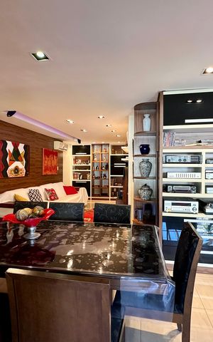Apartamento à venda com 330m², 4 quartos e 3 vagas Apartamento à venda com 330m², 4 quartos e 3 vagasSala