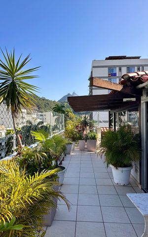 Apartamento à venda com 330m², 4 quartos e 3 vagas Apartamento à venda com 330m², 4 quartos e 3 vagasVaranda Sala