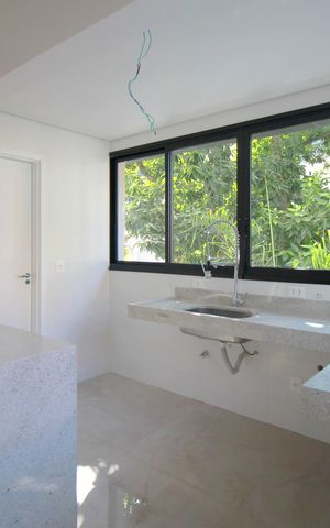 Apartamento à venda com 267m², 4 quartos e 3 vagasCozinha