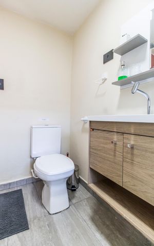 Studio para alugar com 17m², 1 quarto e sem vaga Studio para alugar com 17m², 1 quarto e sem vagaBanheiro social