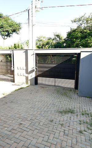Casa de condomínio para alugar com 96m², 3 quartos e 2 vagasSala - Vista