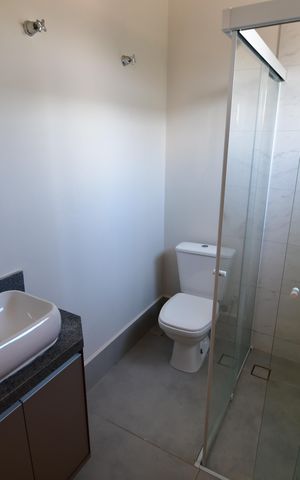 Casa de condomínio para alugar com 96m², 3 quartos e 2 vagasBanheiro Suíte
