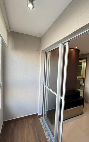Apartamento à venda com 52m², 2 quartos e 1 vaga Apartamento à venda com 52m², 2 quartos e 1 vagaSala - Varanda