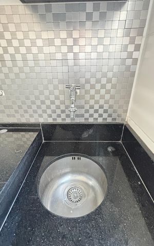 Apartamento à venda com 52m², 2 quartos e 1 vaga Apartamento à venda com 52m², 2 quartos e 1 vagaÁrea de Serviço