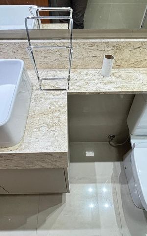 Apartamento à venda com 52m², 2 quartos e 1 vaga Apartamento à venda com 52m², 2 quartos e 1 vagaBanheiro