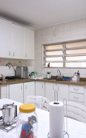 Casa para alugar com 200m², 3 quartos e 4 vagas