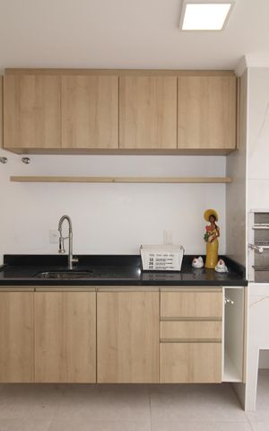 Casa à venda com 140m², 3 quartos e 2 vagasÁrea de Serviço