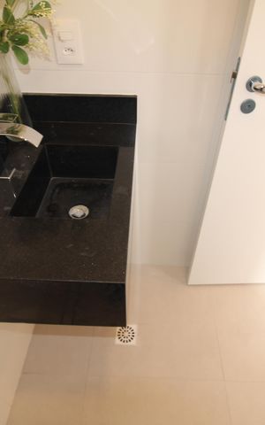 Casa à venda com 140m², 3 quartos e 2 vagasBanheiro - Suíte 3