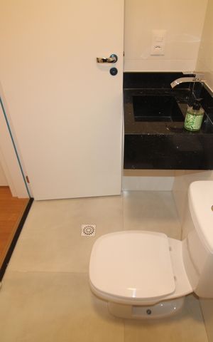 Casa à venda com 140m², 3 quartos e 2 vagasBanheiro - Suíte 2 