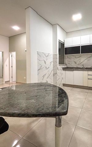 Apartamento para alugar com 60m², 2 quartos e 1 vagaSala/cozinha