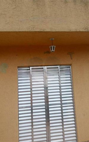 Casa à venda com 110m², 3 quartos e 2 vagas