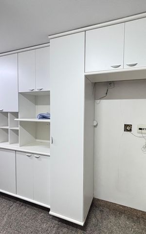 Apartamento para alugar com 185m², 4 quartos e 4 vagas Apartamento para alugar com 185m², 4 quartos e 4 vagasCozinha