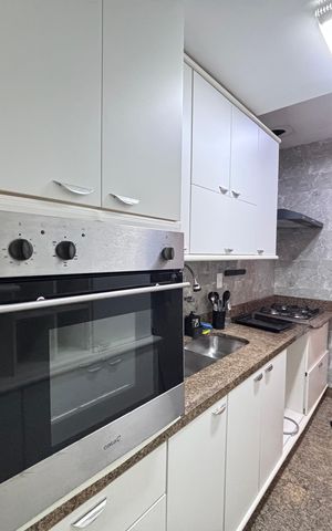 Apartamento para alugar com 185m², 4 quartos e 4 vagas Apartamento para alugar com 185m², 4 quartos e 4 vagasCozinha