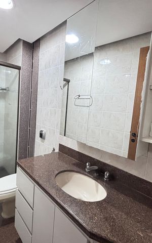 Apartamento para alugar com 185m², 4 quartos e 4 vagas Apartamento para alugar com 185m², 4 quartos e 4 vagasBanheiro social