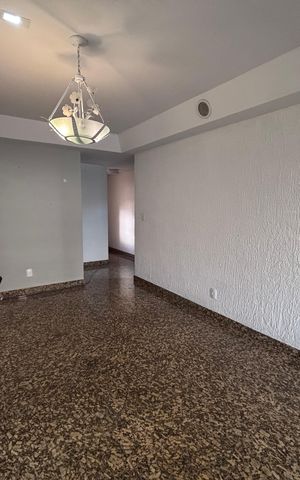 Apartamento para alugar com 185m², 4 quartos e 4 vagas Apartamento para alugar com 185m², 4 quartos e 4 vagasSala