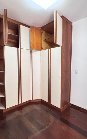 Apartamento para alugar com 185m², 4 quartos e 4 vagas Apartamento para alugar com 185m², 4 quartos e 4 vagasQuarto