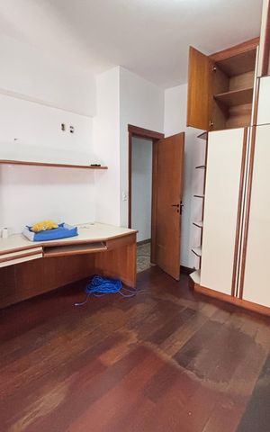Apartamento para alugar com 185m², 4 quartos e 4 vagas Apartamento para alugar com 185m², 4 quartos e 4 vagasQuarto